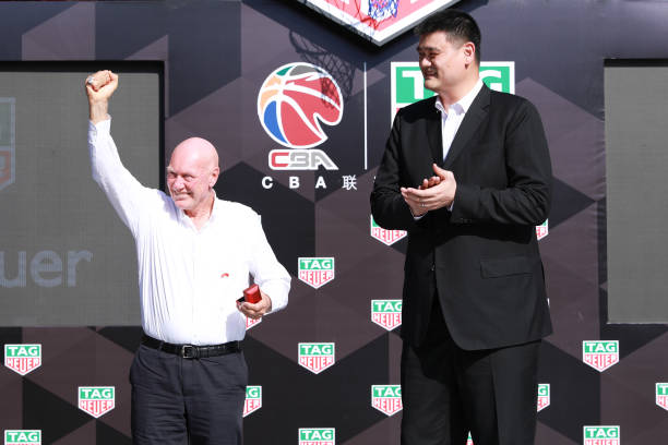 国际篮联与NBA对篮板球定义的异同分析