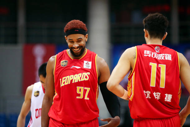 2020年NBA选秀顺位背后的故事：球队策略与交易内幕