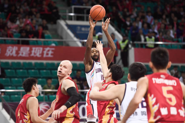 篮球场长宽尺寸要求:场地建设必知数据