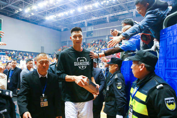 篮球场划线标准与颜色规范解析