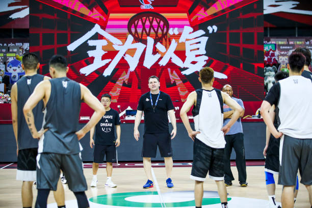 CBA赛事精彩回放：哪里可以观看完整录像？