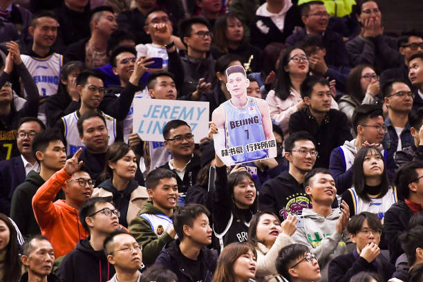 什么是走步?篮球规则中关于走步的原文规定