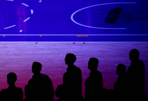 精彩回放!哈登三分绝杀瞬间燃爆全场