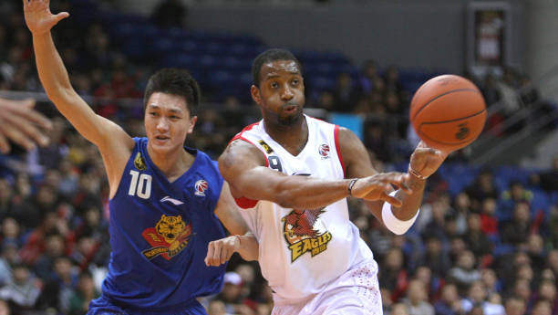 得分后卫与队友的配合:如何最大化团队进攻效率