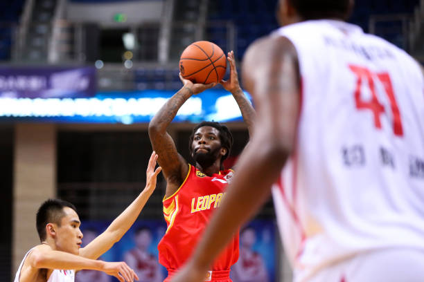 解读拉塞尔巴特勒的结局:是悲剧还是希望的开始?