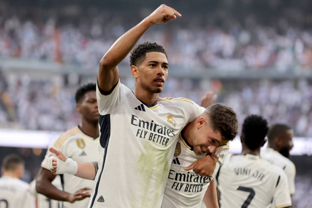 实况足球手游欧冠活动奖励曝光:顶级球员卡包免费领