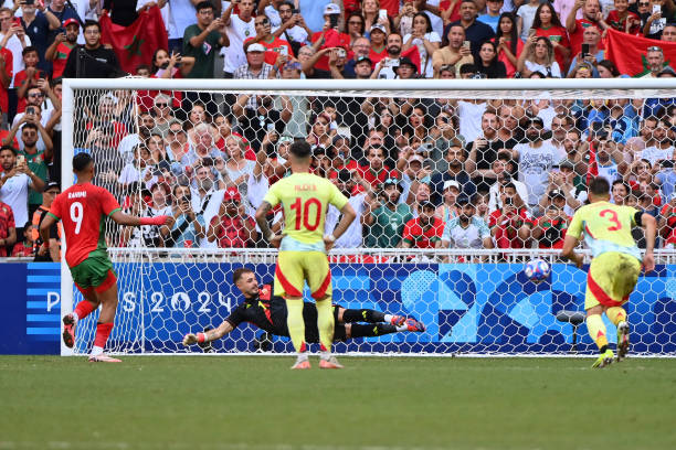 范巴斯滕：一个时代的足球艺术大师