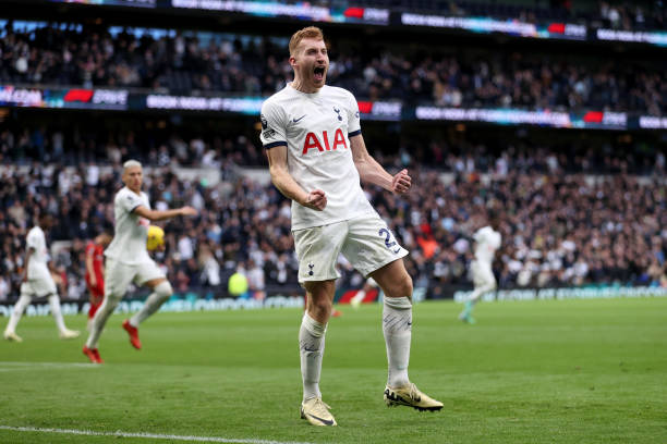 古利特的技术风格是否适合现代足球的后腰位置？