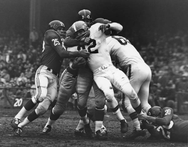 欧冠、欧洲杯、欧国联:谁才是欧洲足球的巅峰对决?