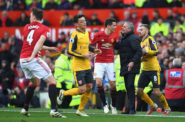 欧冠淘汰赛高清直播：顶级球队激战，精彩纷呈