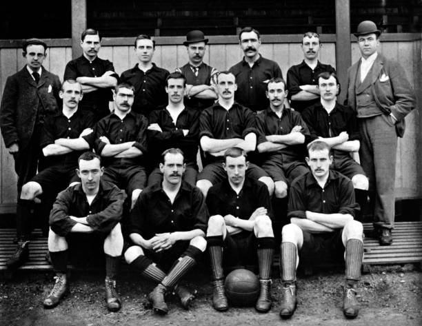 22年英超降级悬念:利兹联、伯恩利、沃特福德惨遭降级