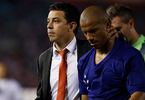 战术板上的关键角色:澳大利亚主力阵容中的中场发动机