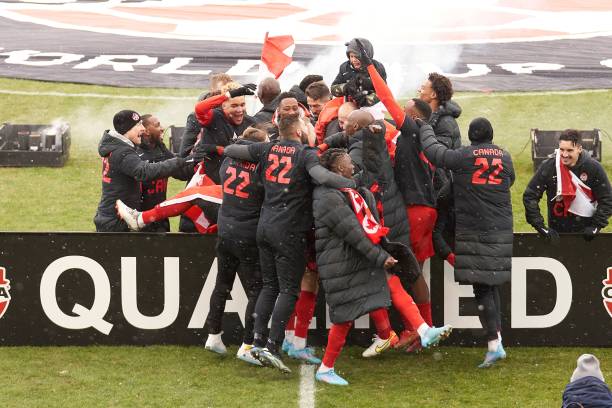 决战欧洲之巅：近二十年欧冠决赛比分与夺冠时刻回顾