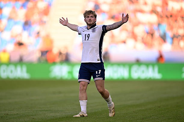 欧冠决赛冷门比分:黑马逆袭的经典战役