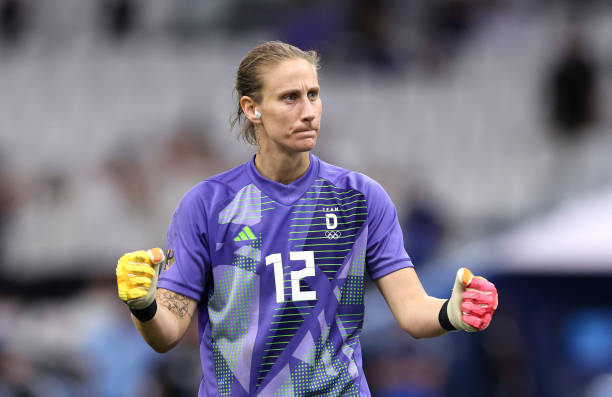 (特点：强调时效性和动态变化)