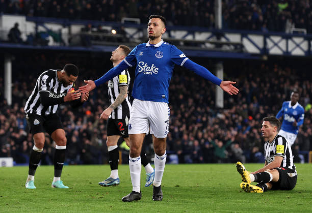 拜仁史上最佳引援之一？莱万转会年龄背后的故事