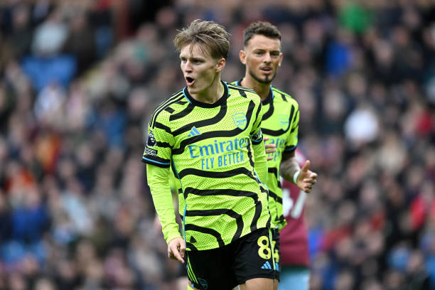 梅西的祖籍探秘：他的成功是否与血统有关？