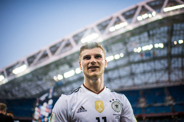 欧冠在线直播平台推荐:高清无延迟观看指南