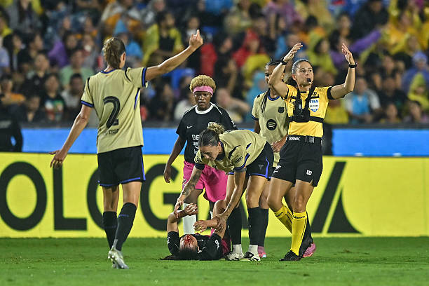 周末足球狂欢！CCTV5直播德甲、法甲多场焦点赛事