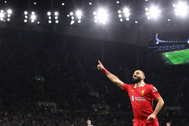 2020足球队教练的智慧：战术与心理的双重胜利