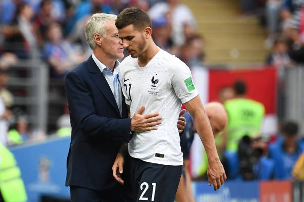 专业教练亲授：X91DW2ZSO13504V落叶球射门步骤与要点