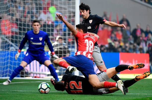 欧冠冠军次数排名：哪些豪门占据历史前列？