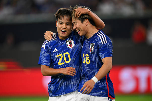 巴黎圣日耳曼vs尤文图斯:姆巴佩C罗正面交锋高清视频