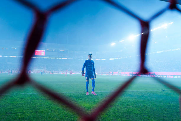 经典案例剖析：齐达内、哈维与德布劳内的位置对比