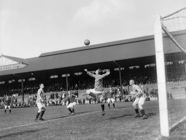 挪威足球甲级联赛直播:新星闪耀,未来之星表现抢眼