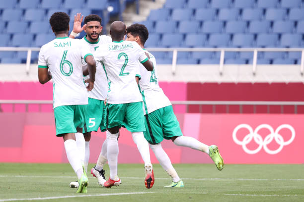 巴黎圣日耳曼的巴西旋风:拉菲尼亚的进攻魔法