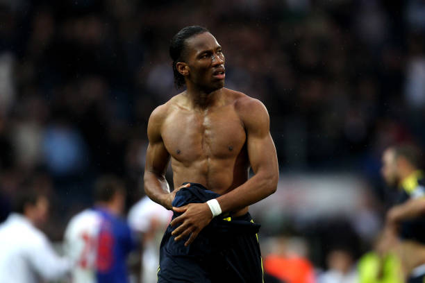 德甲豪门是否曾追逐C罗?转会传闻回顾