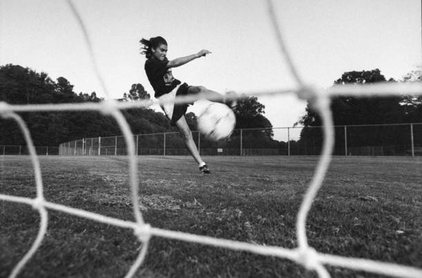 詹俊解说欧冠决赛:战术分析与激情并存的视听盛宴