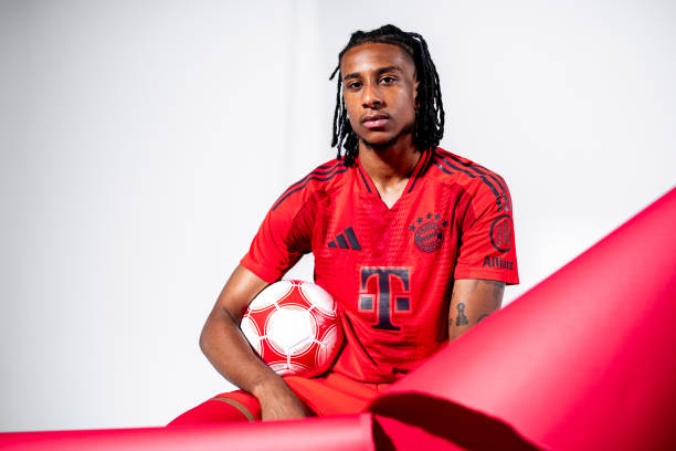 莱万与苏亚雷斯:同时代两大神锋全方位数据对比