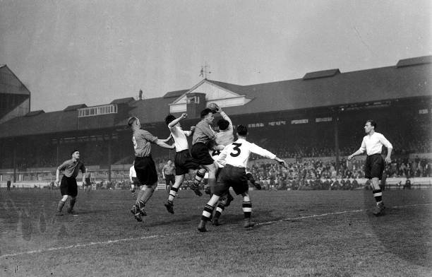 欧冠直播2024/2025：VAR新规与裁判争议全解析