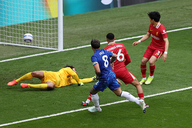 百度贴吧欧冠专楼:赛前前瞻+赛后点评,深度解读每一场大战!