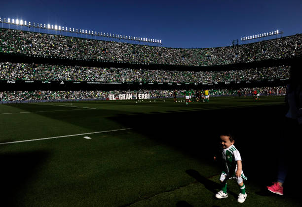 梅西直播首秀来袭!国内球迷如何在线观看?