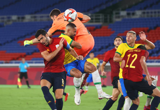 贝林厄姆在多特蒙德的年薪是否匹配他的表现？专家分析