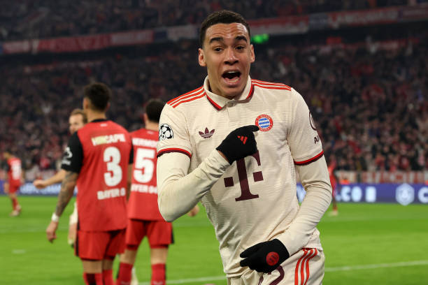 贝克汉姆20岁时的神颜暴击!每一张头像都是经典