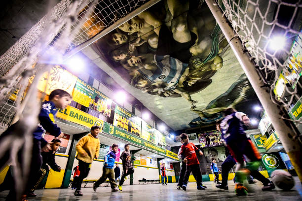 (从历史角度出发,增加内容的独特性和故事性)