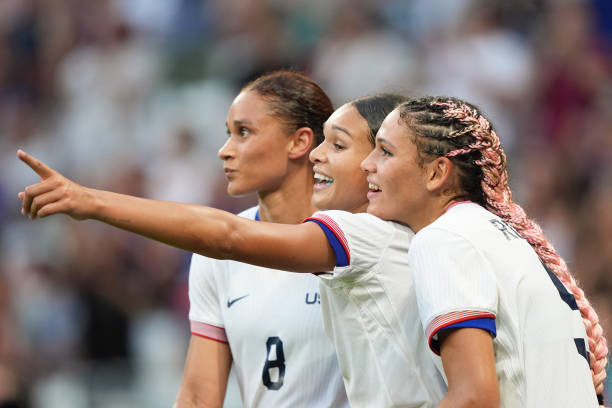 马拉多纳之后,再无那不勒斯?回顾球王的意甲传奇生涯