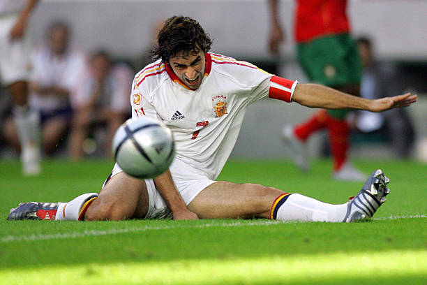 常见问题解答:足球场手续办理中的难点与解决方案