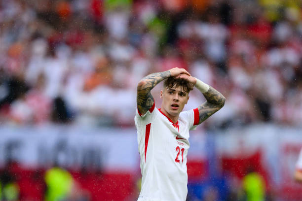 从阿贾克斯到豪门:近年离队的球星们如今表现如何?