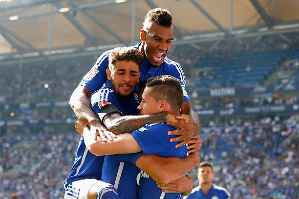 梅西巴萨时期精彩过人技巧视频合集