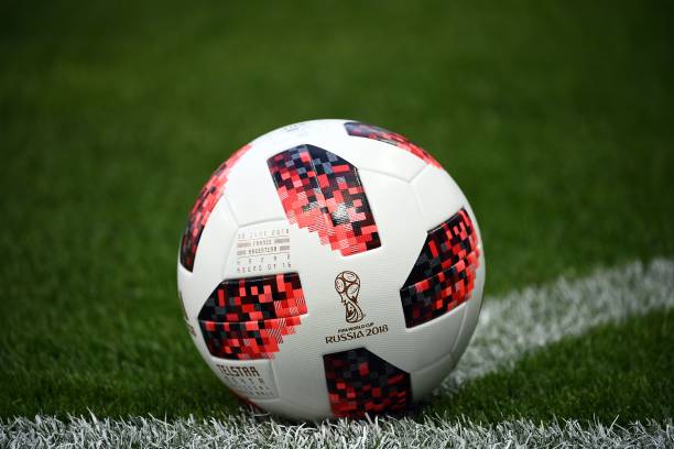 欧冠决赛前瞻：西甲豪门对决英超劲旅，谁能问鼎欧洲之巅？