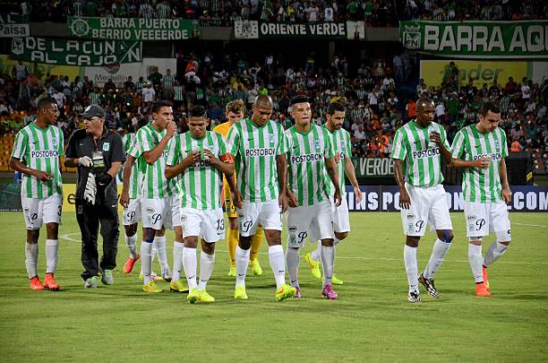 球迷热议：你最喜欢哪一款巴萨守门员球衣？