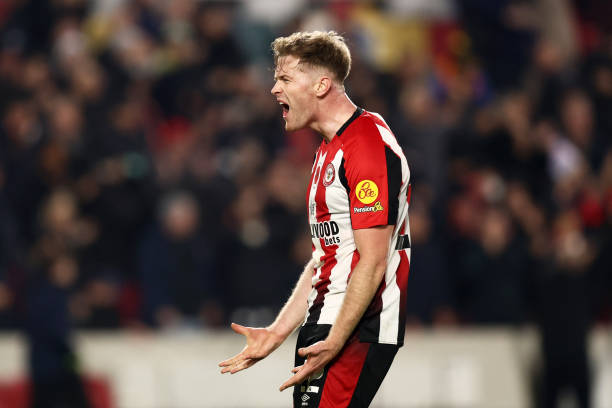 掌握脚弓推射！5个关键发力技巧教学