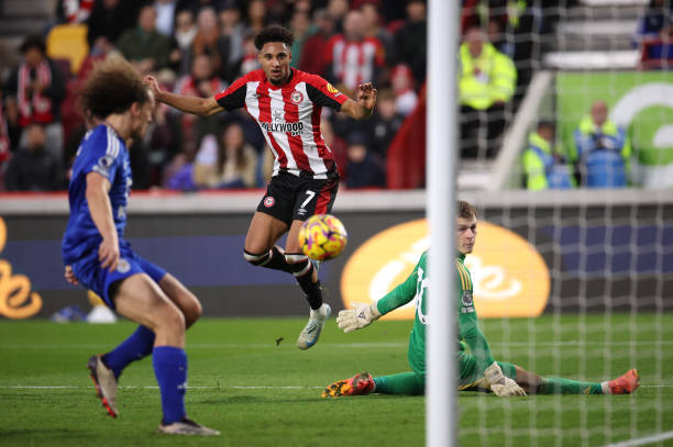 风格迥异的超级射手：罗马里奥与巴蒂谁更全面？