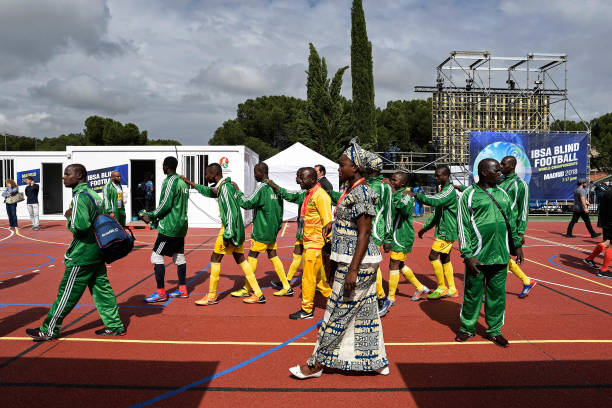 足球史上的不朽名字：范巴斯滕与克林斯曼的遗产