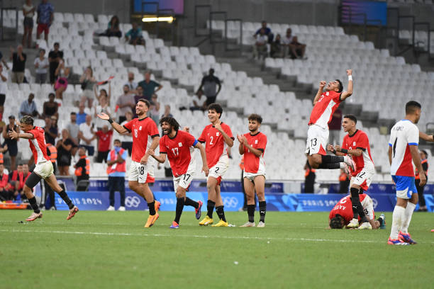 欧冠决赛全场录像回放 - 免费高清无广告,重温巅峰对决!