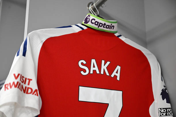 揭秘玛姬·萨拉赫的生活：远离聚光灯的幸福家庭